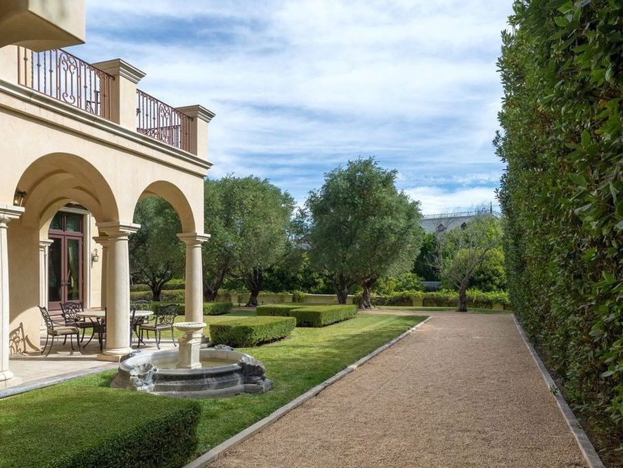 Kerti ösvény (Fotó: dirt.com)